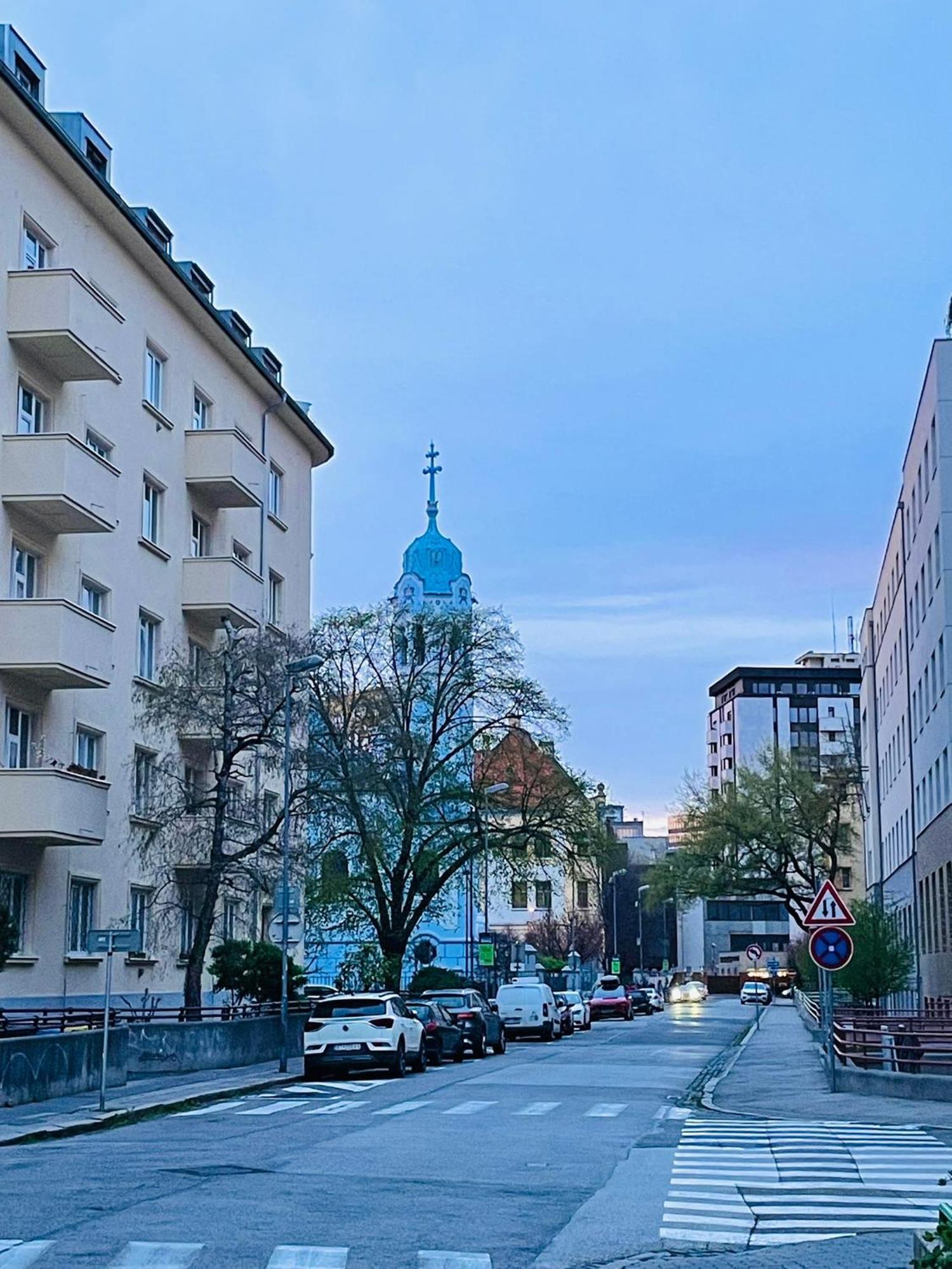 Blue Church Views - Central, Quiet, Bright - 4Th Floor Corner Apartment 125M2 Братислава Экстерьер фото